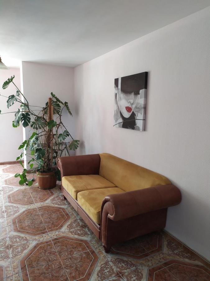 Euro Motel Lyuboml ภายนอก รูปภาพ