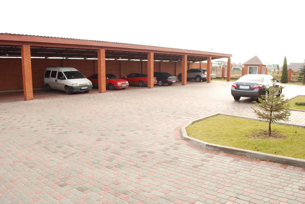 Euro Motel Lyuboml ภายนอก รูปภาพ